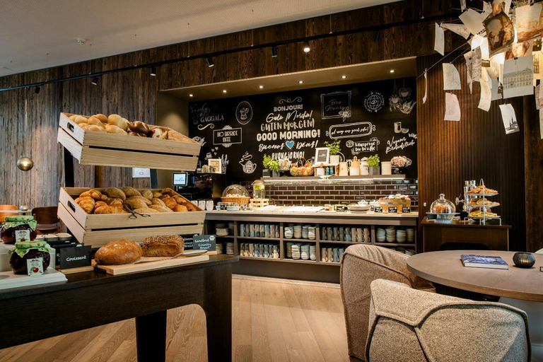 Food & Drinks 4, モーテル ワン ヴュルツブルク, Würzburg