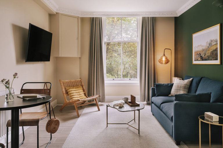 Others 5, Royal Garden Apartments New Town, Edinburgh
