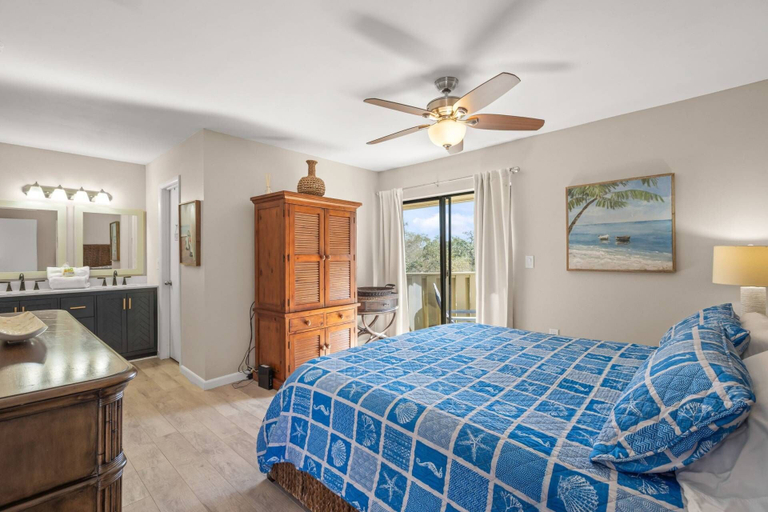 Bedroom 3, Bay Oaks C Second Floor, Sarasota