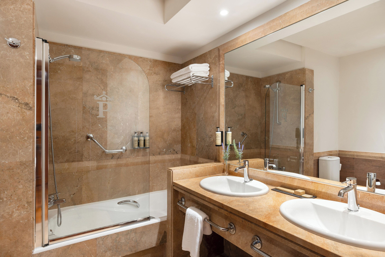 Bathroom 4, Parador de Calahorra, La Rioja