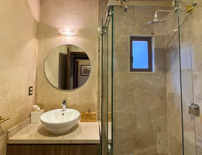 Bathroom 3, Pietro Santo, Huejotzingo