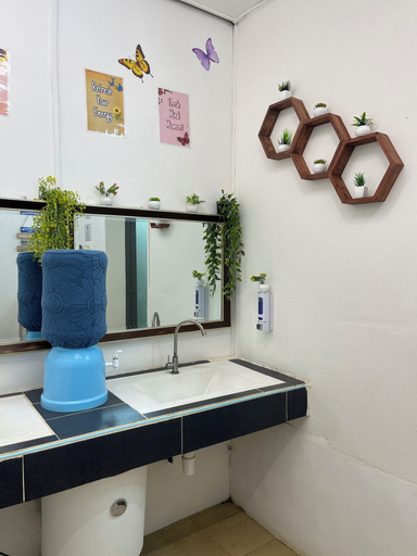 Bathroom 4, Big Paul Hostel - Adults Only, El Nido