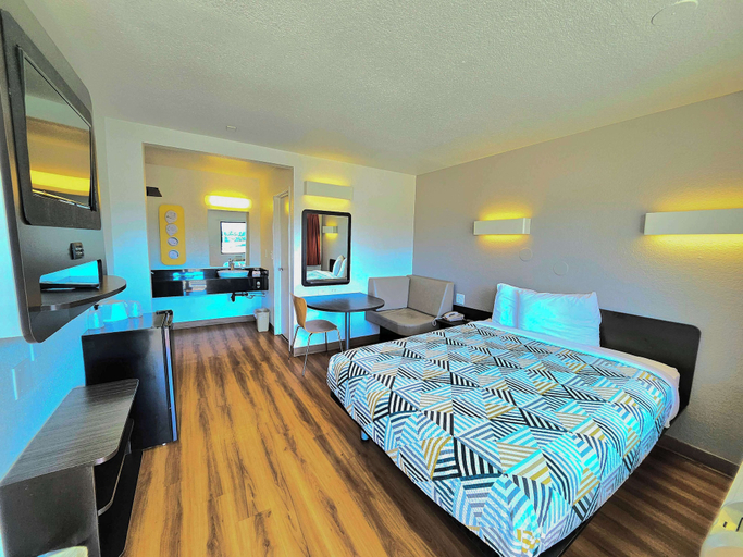 Bedroom 5, Motel 6 Palm Desert, CA - Palm Springs Area, Riverside