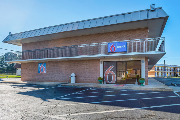 Exterior & Views 2, Motel 6 Perry, GA, Houston