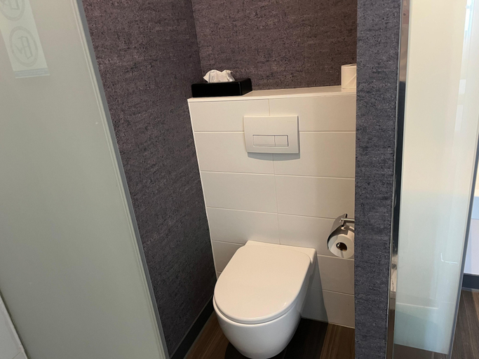 Bathroom 5, Four Points Flex by Sheraton Malaga Centre, Málaga