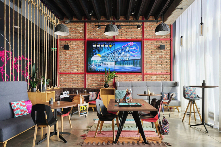 Food & Drinks 5, Moxy Katowice Airport, Lubliniec