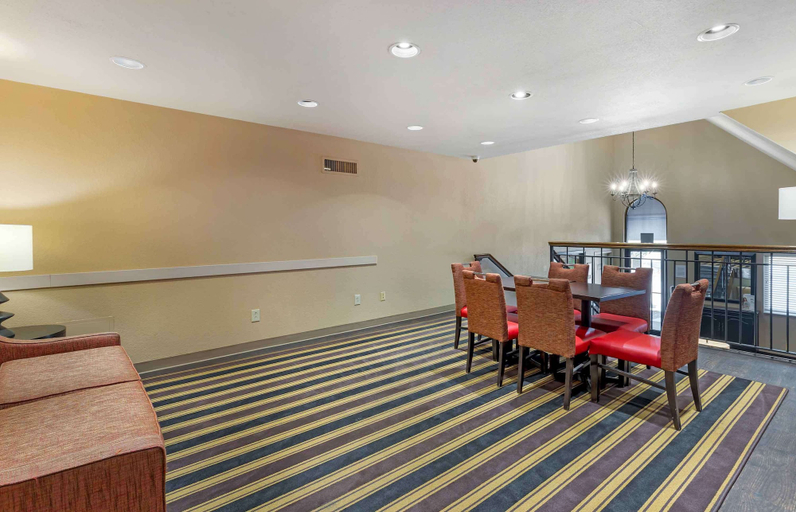 Others 5, Studio 6 Extended stay - St Louis, MO - Westport/Craig Road, Saint Louis