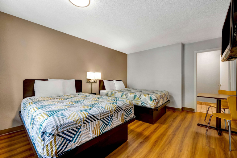 Bedroom 4, Motel 6 Portland, OR - Downtown, Multnomah