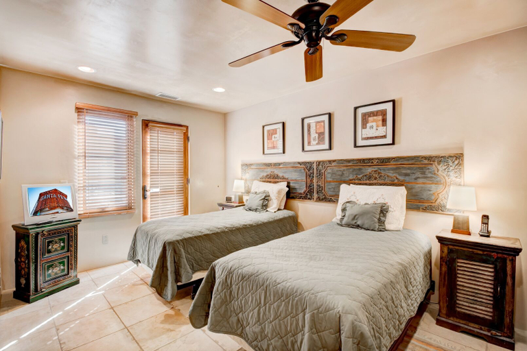 Bedroom 2, El Corazon de Santa Fe by Kokopelli Property Management, Santa Fe