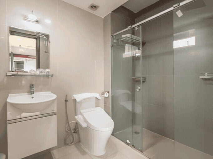 Bathroom 2, La Serena Hotel & Apartment, District 7