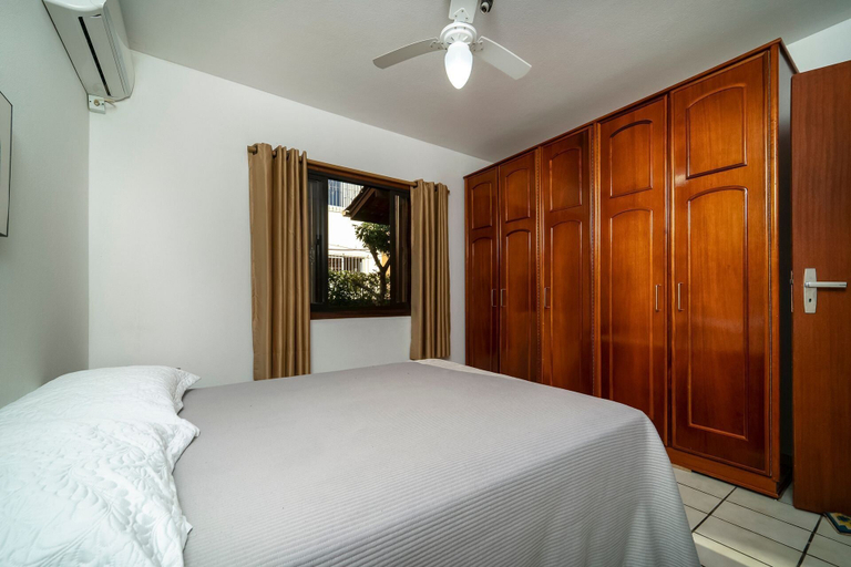 Bedroom 5, 914B - Casa 3 dormitórios em Bombas SC, Bombinhas