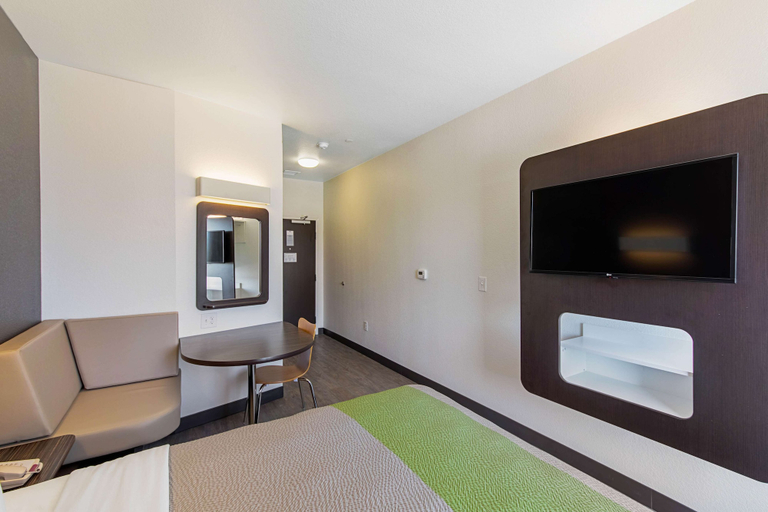 Others 5, Motel 6 Austin, TX - Airport, Travis