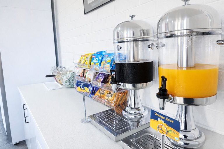 Food & Drinks 4, Busselton Motel, Busselton