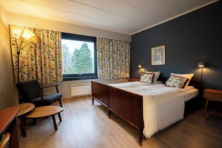 Bedroom 3, Vatnahalsen Høyfjellshotell, Aurland