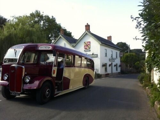 Exterior & Views 2, The Notley Arms Inn, Somerset