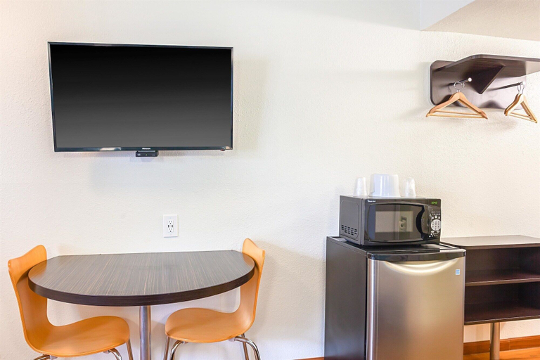 Others 5, Motel 6 Ventura, CA - Downtown, Ventura