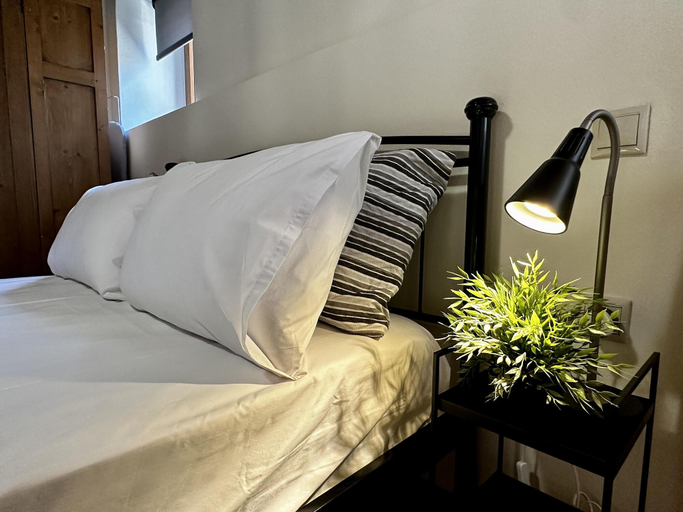 Bedroom 2, City Center 1-bed House in Heraklion, Crete