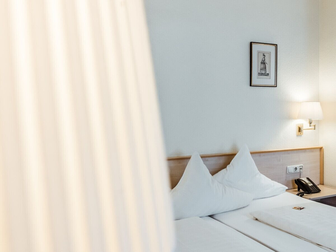 Bedroom 3, Hotel am Marschiertor, Städteregion Aachen