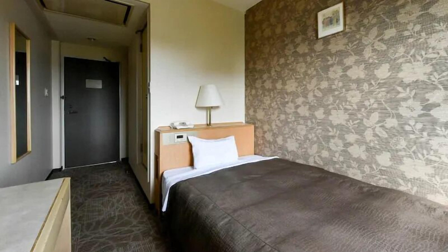 Bedroom 3, Okazaki Daiichi Hotel, Okazaki