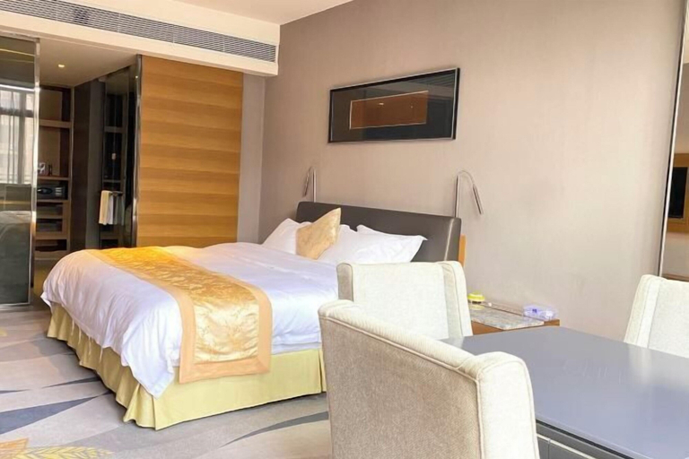Bedroom 3, Kai Li Heaven-sent Resort Hotel, Qiandongnan Miao and Dong