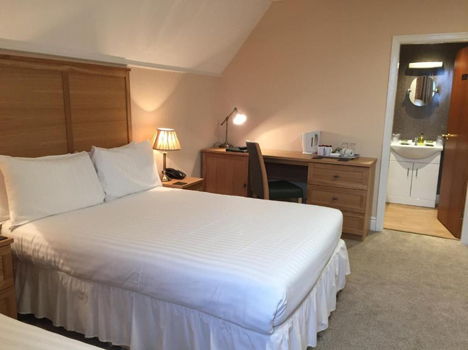 Bedroom 2, The Chetwynde - Self Check In HMO, Cumbria