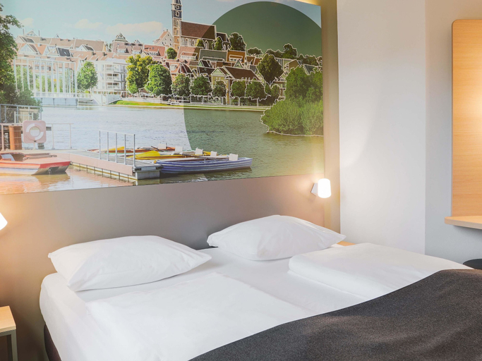 Bedroom 4, B&B Hotel Böblingen, Böblingen