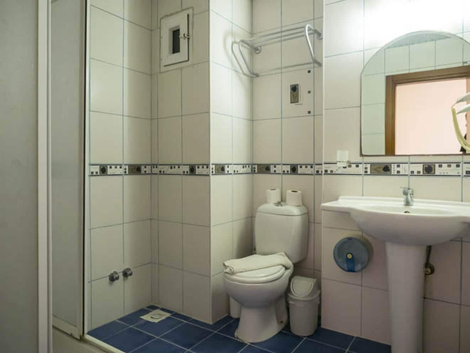 Bathroom 5, Tal Beach Hotel, Antalya