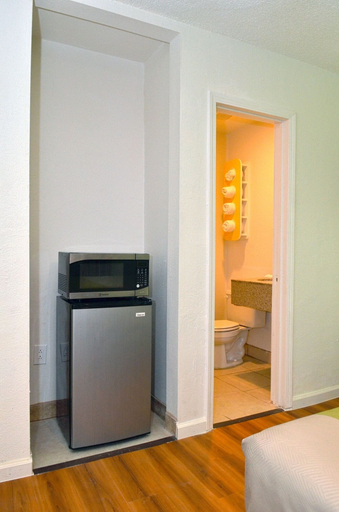 Others 5, Motel 6 Modesto, CA - Downtown, Stanislaus