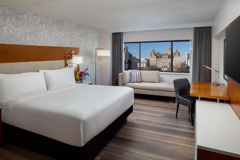 Bedroom 3, Hilton Albany, Albany