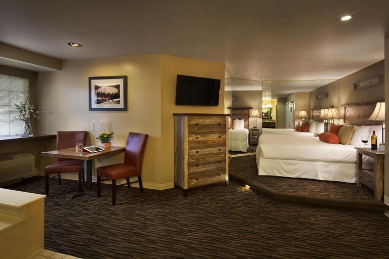 Bedroom 3, POSTMARC Hotel and Spa Suites, El Dorado