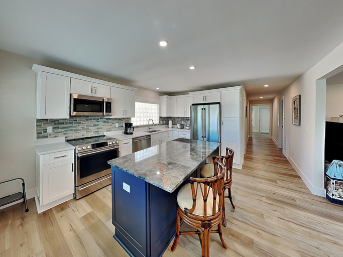 Others 5, Doc's Cottage by Distinctive Beach Rentals, Lee