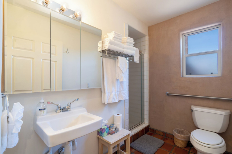 Bathroom, Casa Columbia by Kokopelli Property Management, Santa Fe