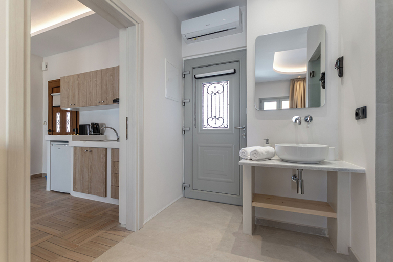 Bathroom 5, Adama's Suites Naxos, South Aegean