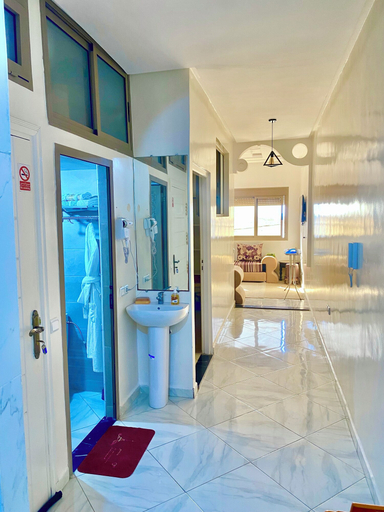 Bathroom 3, Dakhala sky blue