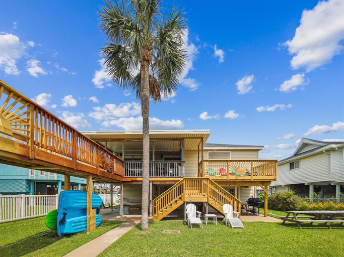 Exterior & Views 2, Casa Hermosa by Ryson Vacation Rentals, Galveston