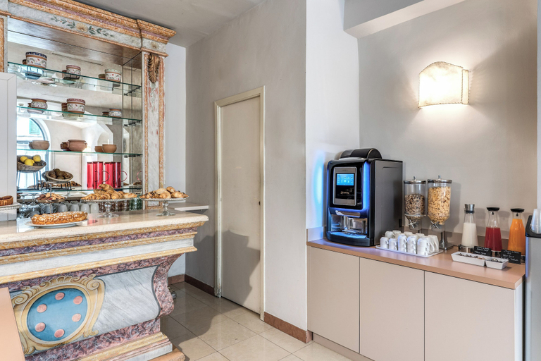 Food & Drinks 5, Hotel Galileo, Florence