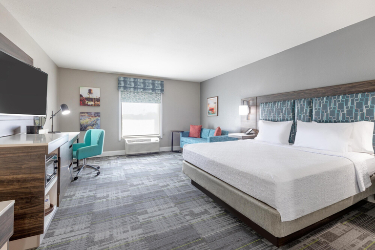 Bedroom 3, Hampton Inn Houston Deer Park Ship Area, Houston