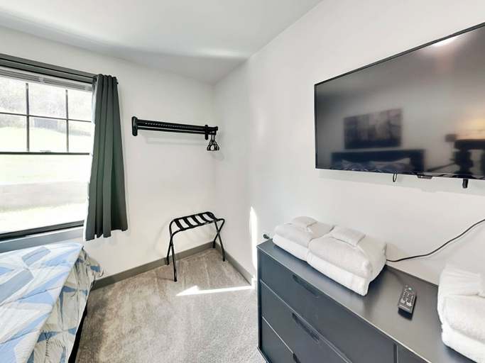 Bedroom 3, Just Like Home by Taylor Made Deep Creek, Garrett
