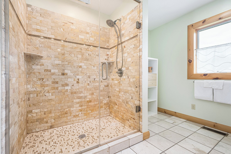 Bathroom 3, Valley Lodge by Taylor Made Deep Creek, Garrett