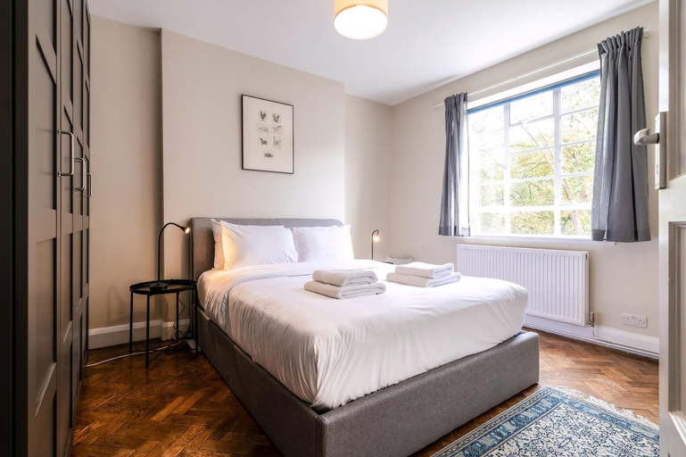 Bedroom 3, Stylish Kings Cross Flat, London