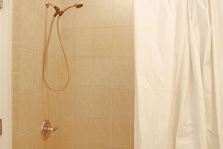 Bathroom 3, Cape Oasis, Gulf