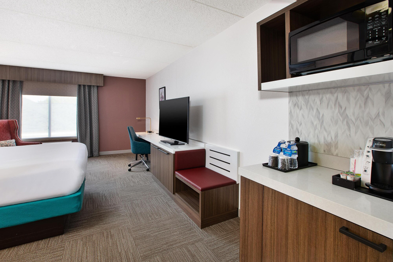 Bedroom 3, Hilton Garden Inn Chesapeake/Greenbrier, Chesapeake