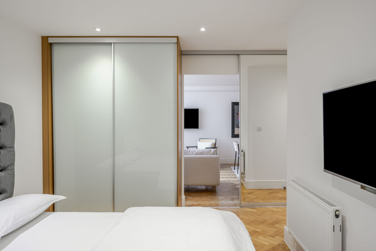 Bedroom 2, Parkway House, Essex