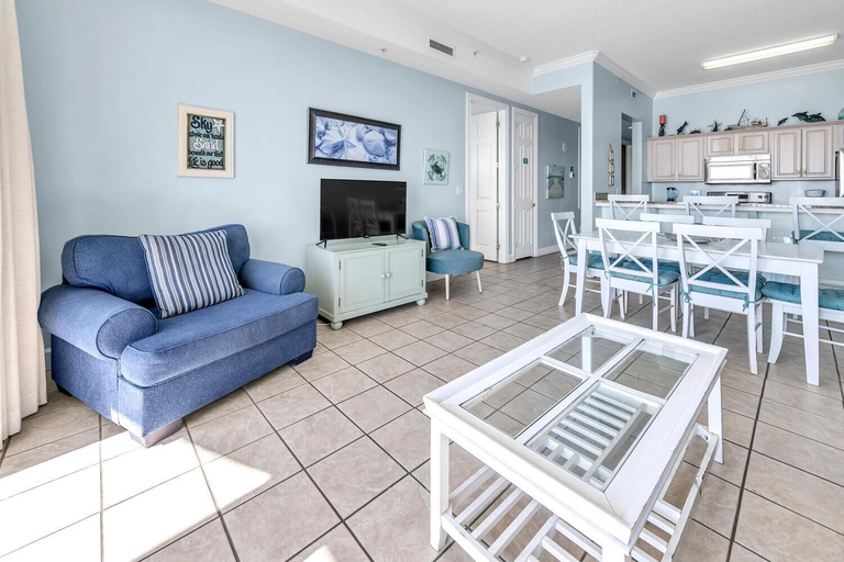 Others 5, Ocean Ritz 1902, Bay