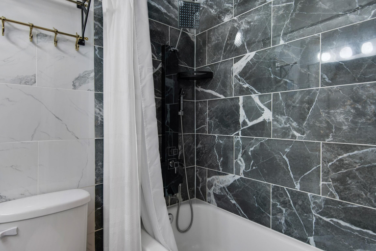 Bathroom 3, Top of the Gulf 713, Bay