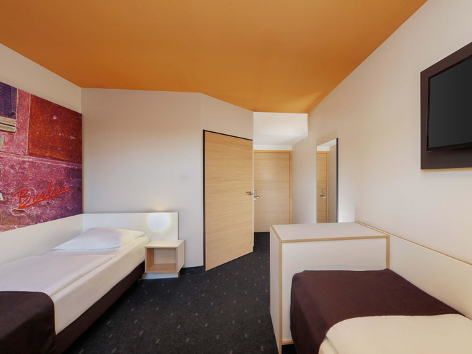Bedroom 4, B&B HOTEL Berlin Genshagen-Süd, Teltow-Fläming
