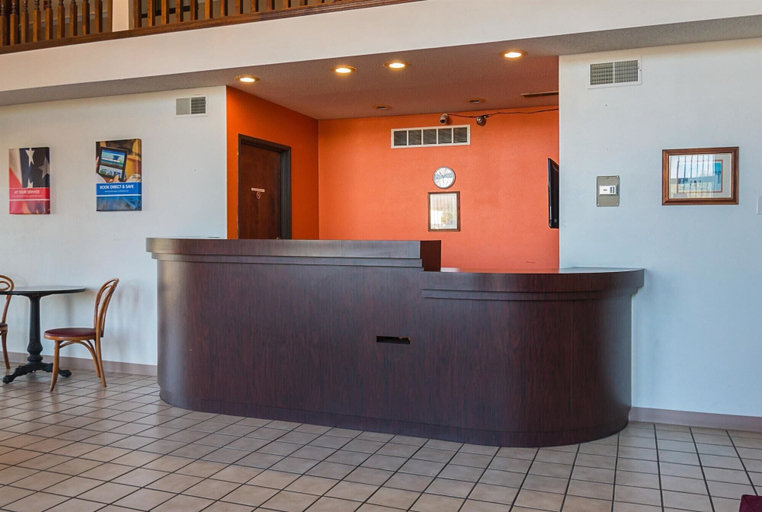 Others 5, Motel 6 Hannibal, MO, Marion