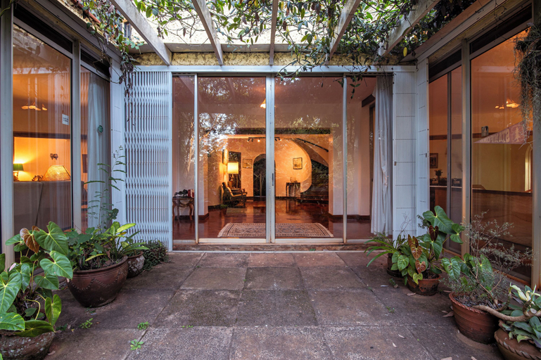Exterior & Views 2, Beautiful Historic Stand Alone House, Westlands