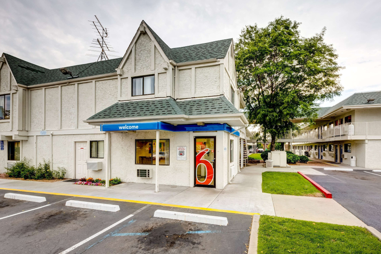 Exterior & Views 5, Motel 6 Denver West Wheat Ridge North, Jefferson
