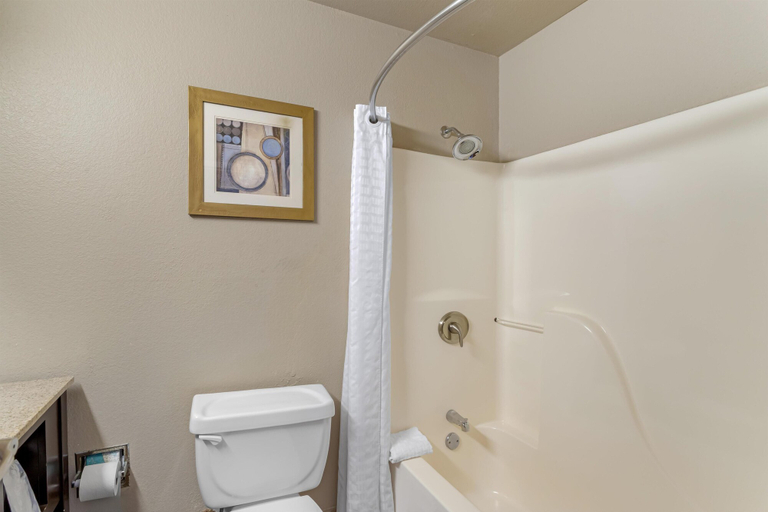 Bathroom 4, Best Western Natchitoches Inn, Natchitoches